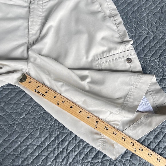 Adidas Shorts Mens Size 34 Beige Outdoor Cargo Lightweight - Picture 9 of 9